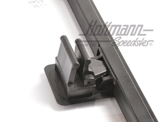 Sliding window, middle, 84-92, right                                                                